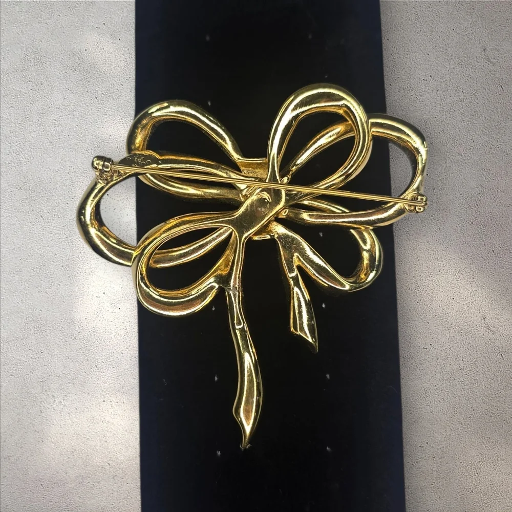 Vintage Kenneth Lane for Avon Large Gold Crystal‎ Bow Brooch